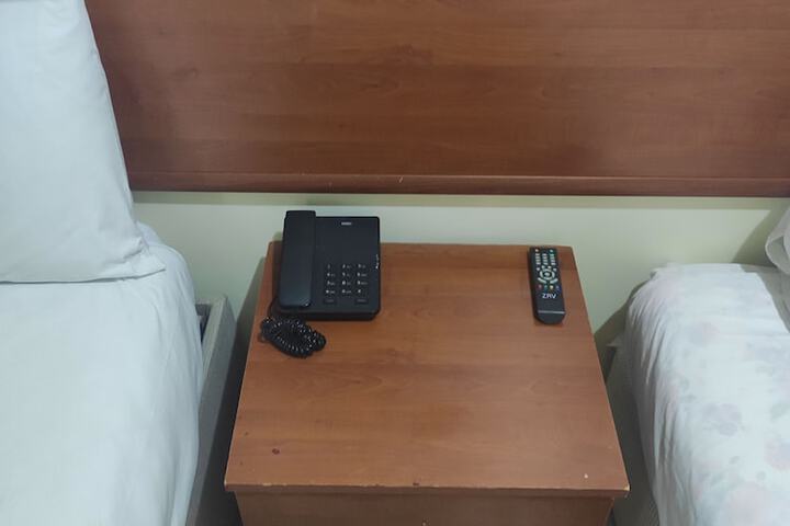 Room 14 of 42