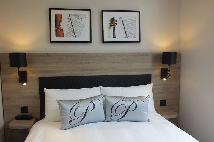 Room 3 of 58