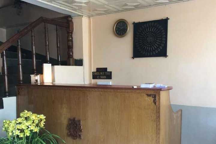 Hotel Alaya