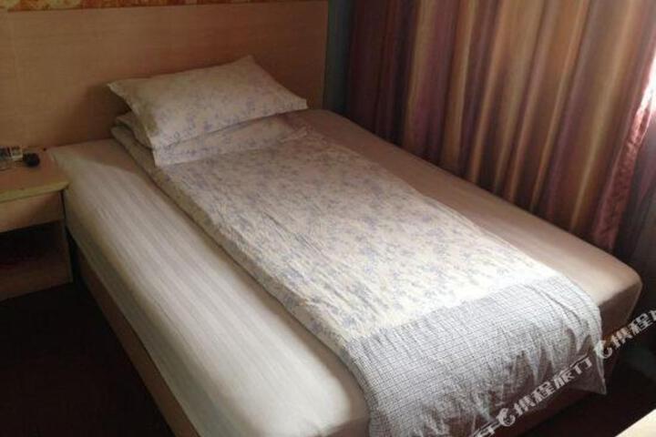 Dream Nest Hotel (Shanghai Xinqiao)