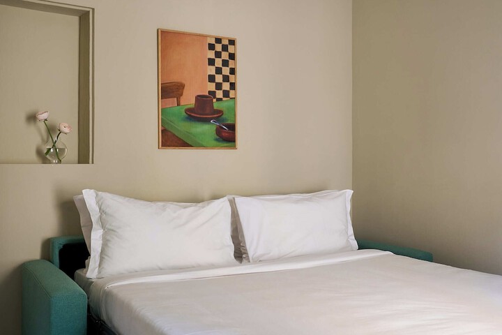 Room 21 of 47