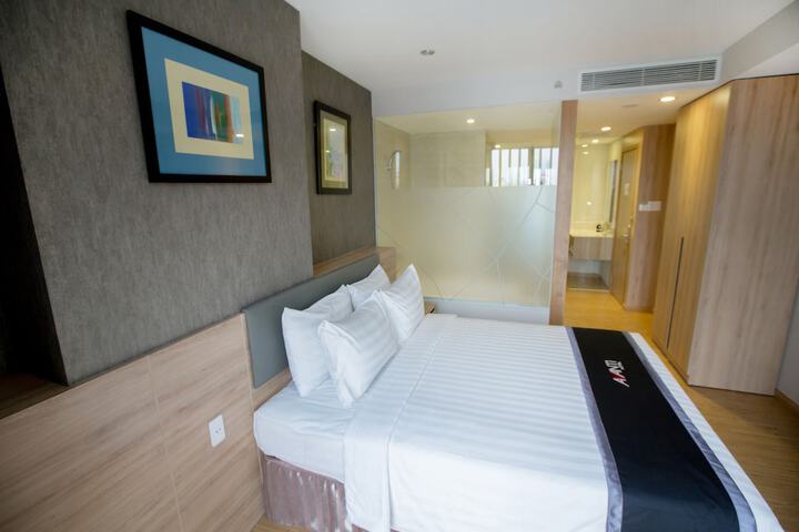 Room 21 of 45