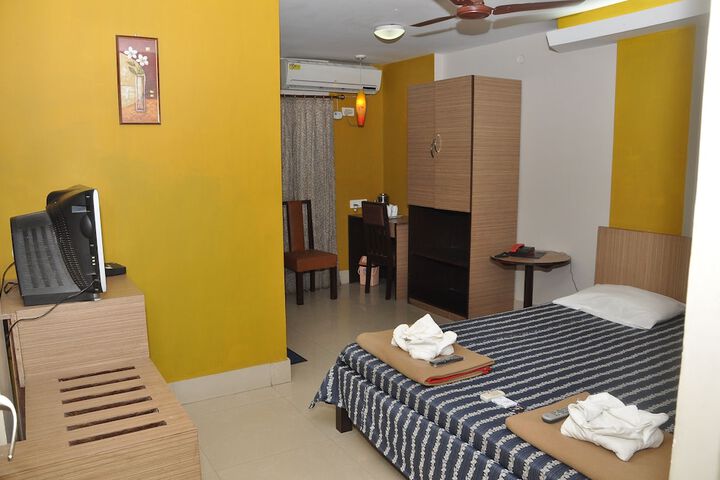 Room 28 of 169