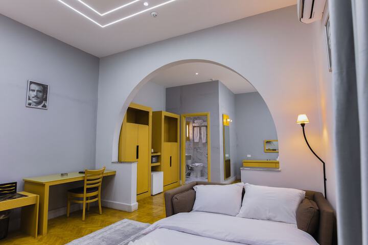 Room 14 of 39