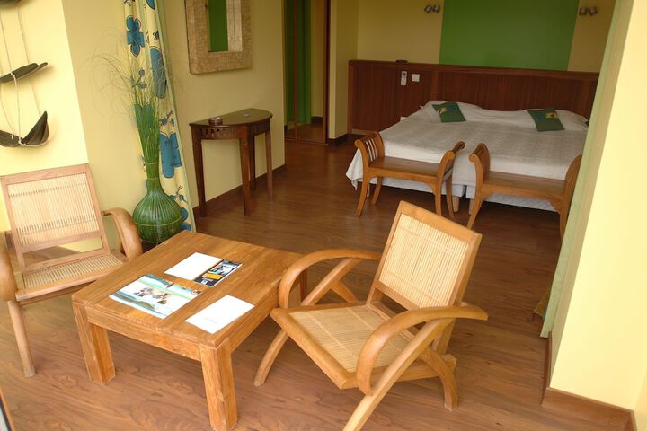 Room 6 of 46