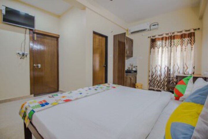 Room 14 of 16