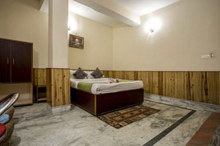 Hotel Vajrakila