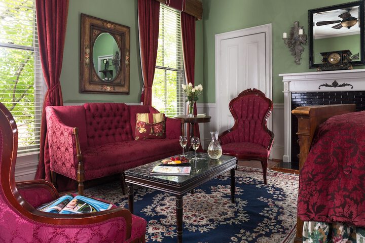Room 10 of 78