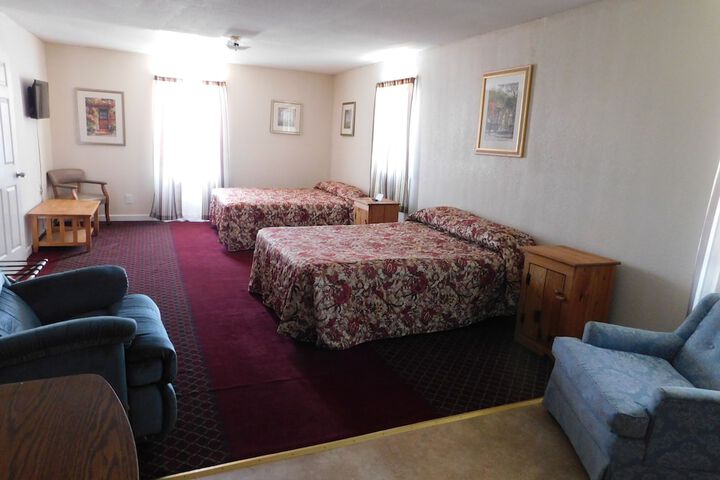 Room 8 of 15
