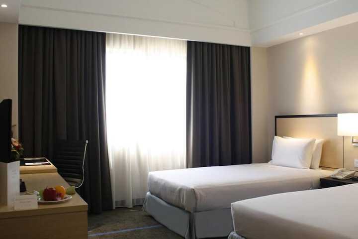 Room 16 of 54