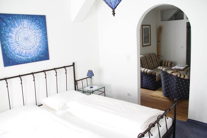 Room 15 of 60