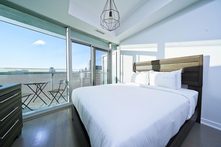 The York Downtown Suites