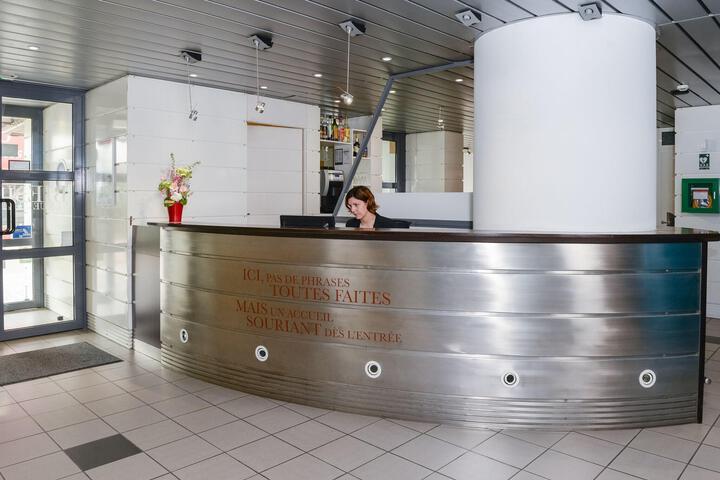 Entrance & Lobby