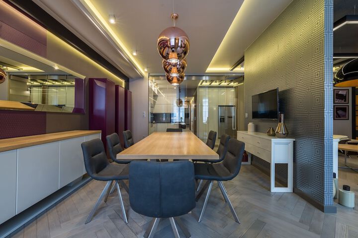 Room 6 of 75