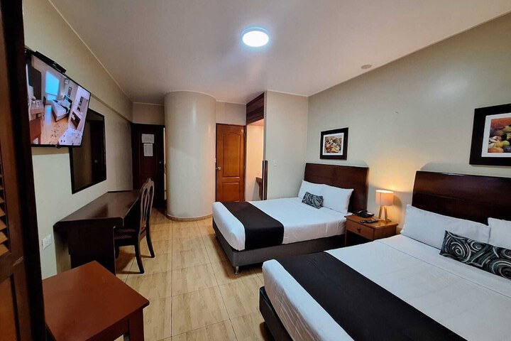 Room 37 of 79