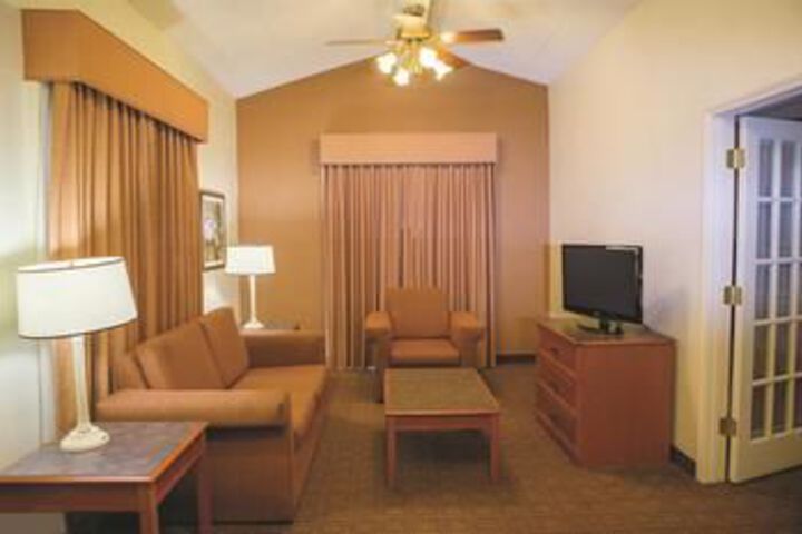 Room 36 of 94