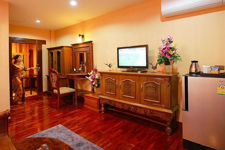 Room 40 of 95