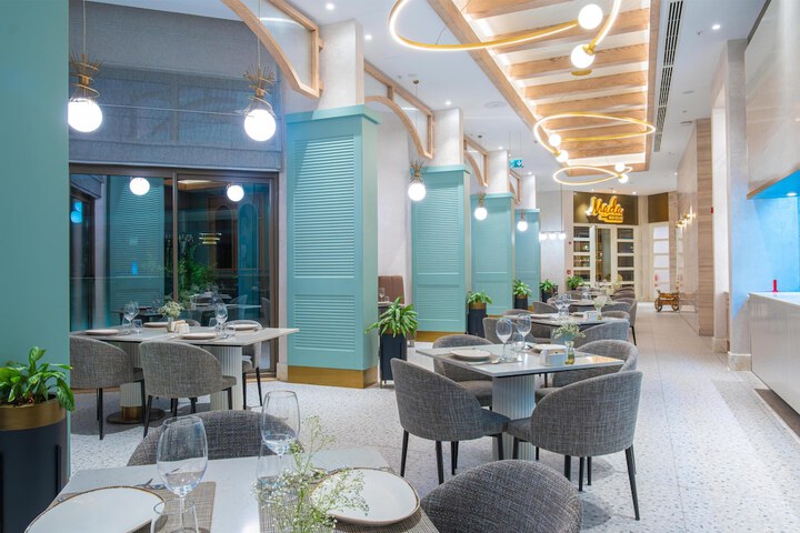 Dining 88 of 137
