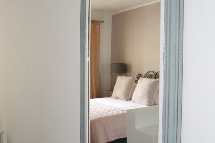Room 9 of 9