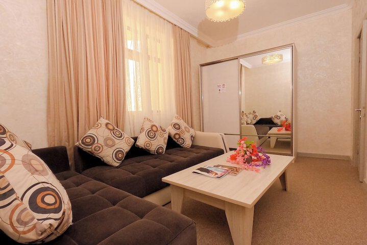 Room 25 of 52