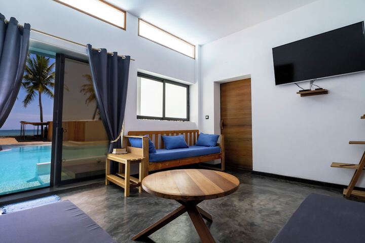 Room 25 of 75