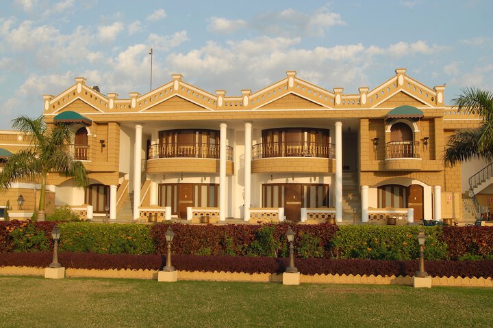 Hotel 33 of 40