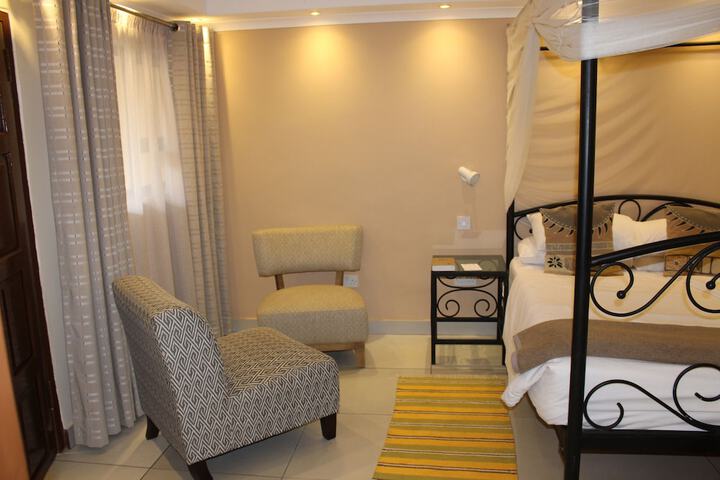 Room 3 of 67