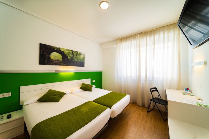 Room 5 of 24