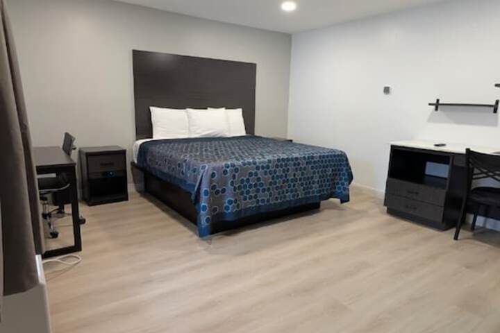 Casa Blanca Inn and Suites in Chandler, AZ