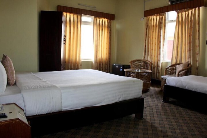 Room 12 of 61