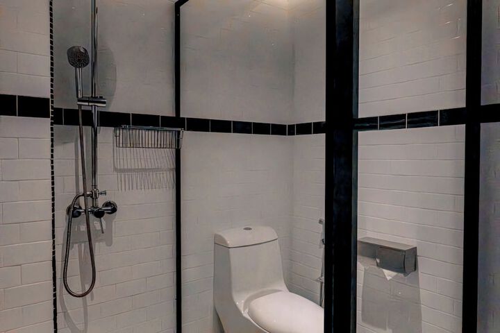 Clean Restrooms