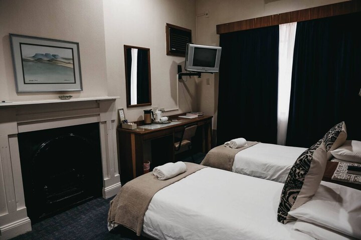 Room 9 of 54