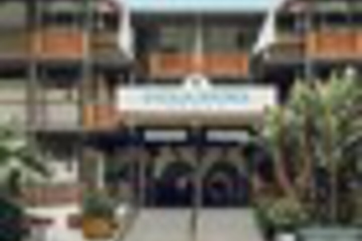 Hotel 275 of 426