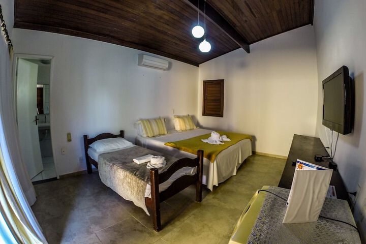 Room 19 of 48