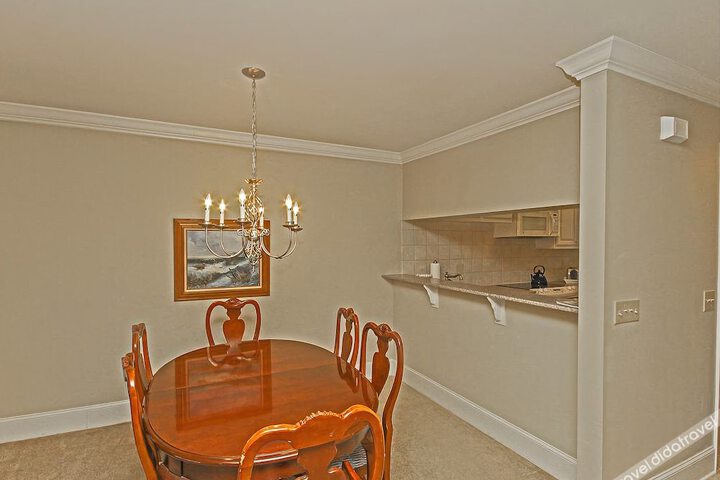 Mariners Walk 6 C by RedAwning in Isle Of Palms, SC