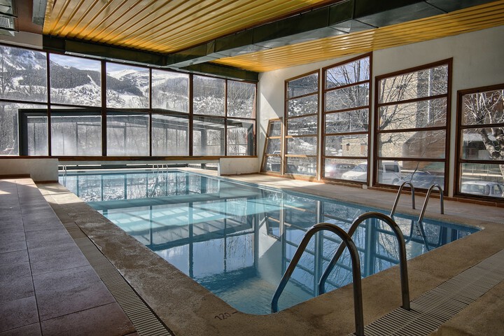 Pool 34 of 128