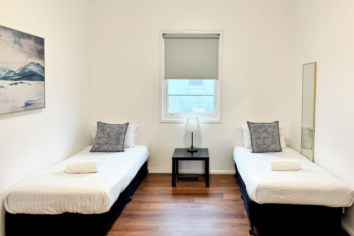 Room 26 of 94