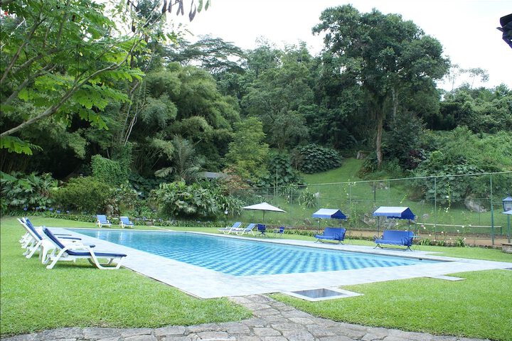 Pool 22 of 42