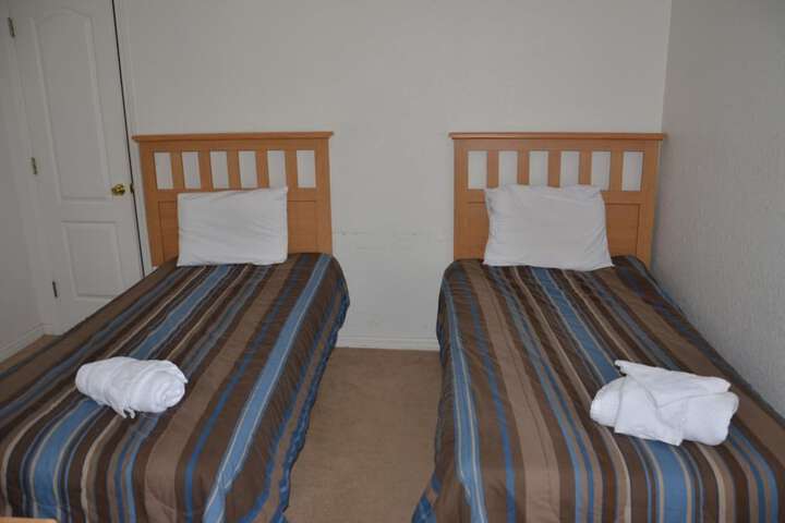 Room 5 of 19
