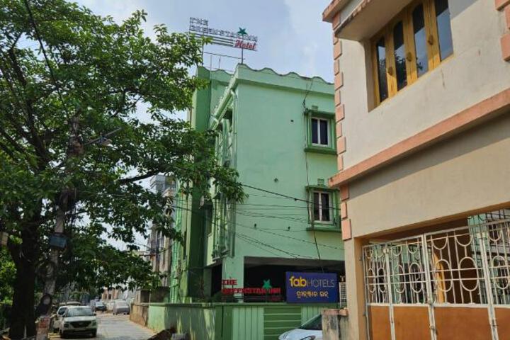 The greenstar inn