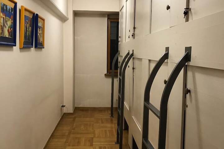 Room 3 of 4