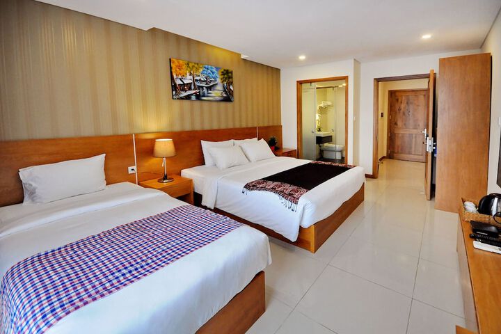 Room 74 of 230