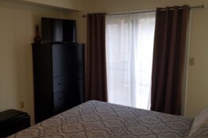 Room 16 of 30