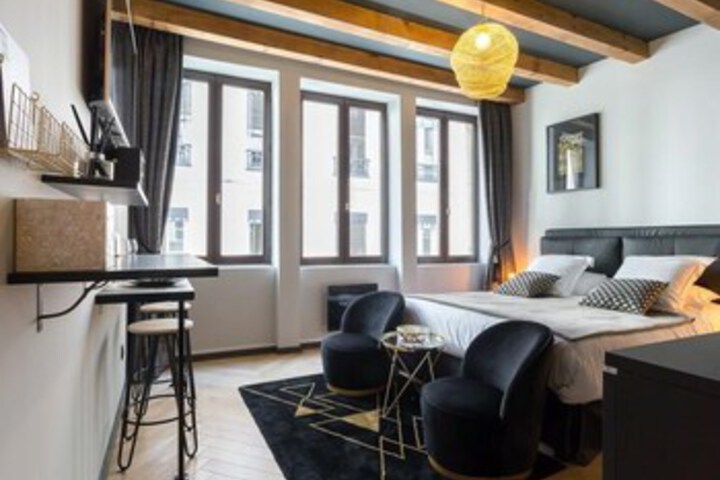 Room 45 of 74