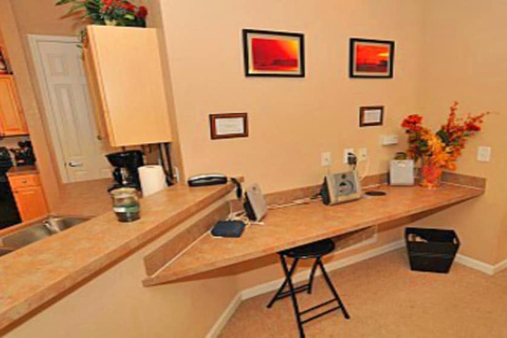 Room 6 of 21