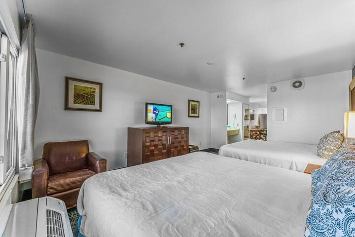 Room 72 of 78