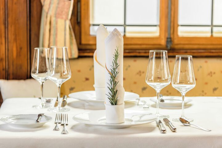 Dining 76 of 127