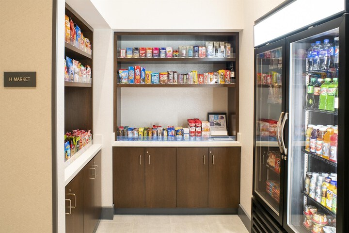 Hotel Interior 6 of 33