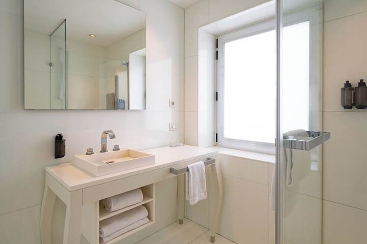 Bathroom Interior Photo