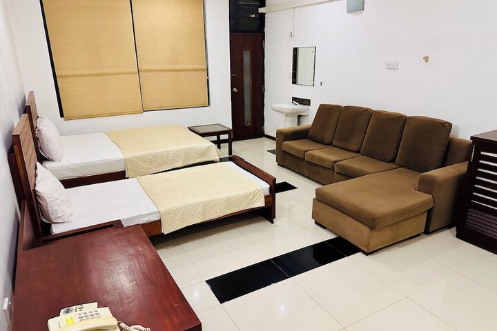 Room 25 of 62